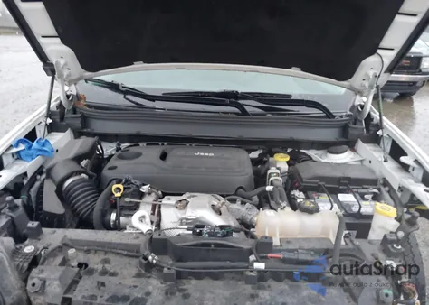 2019 Jeep Cherokee Trailhawk 4X4 z USA, uszkodzony, nr VIN 1C4PJMBN9KD426860